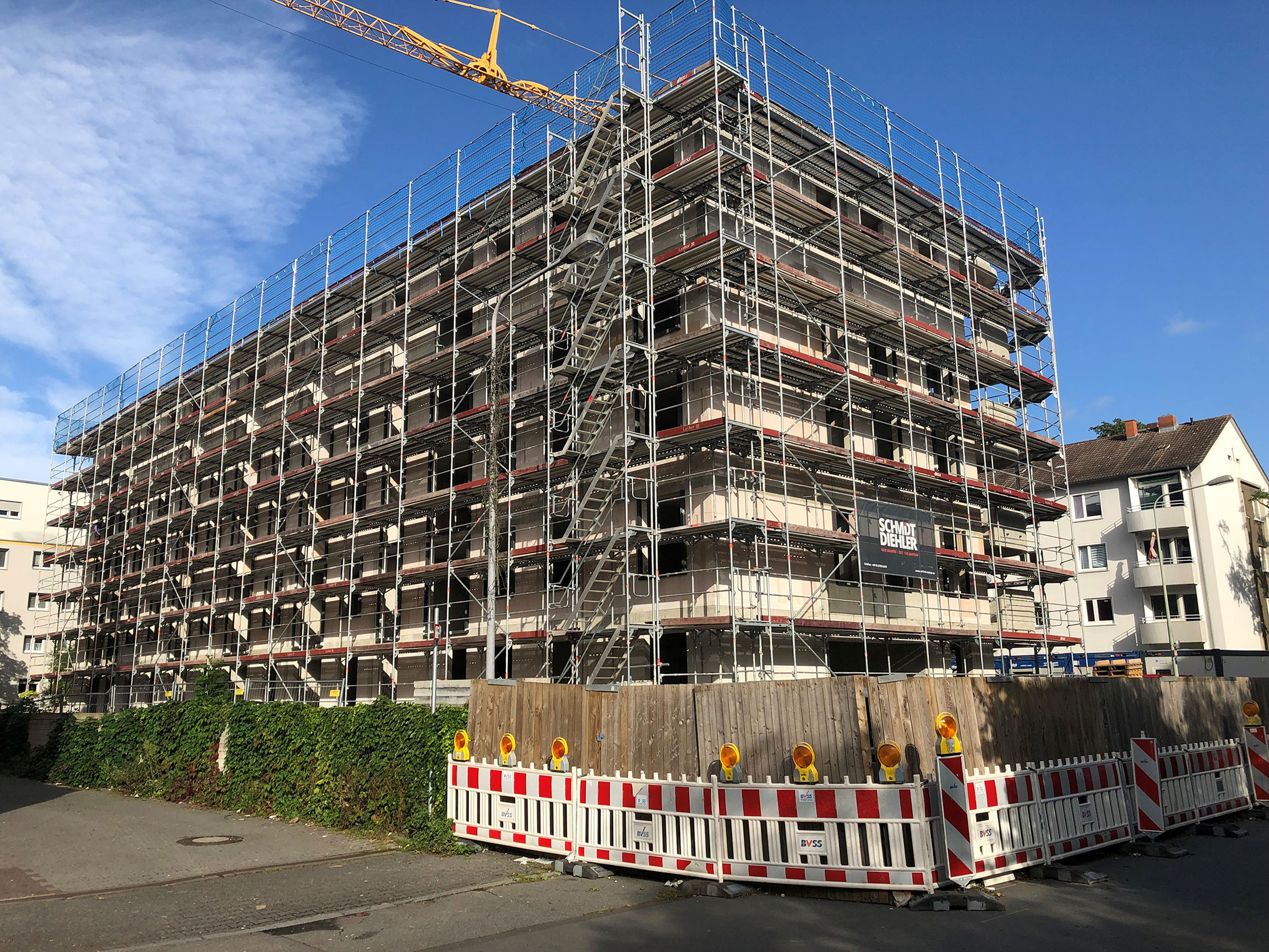 399-rohbaufertigstellung-melibocusstrasse-frankfurt-niederrad-ffmarchitekten